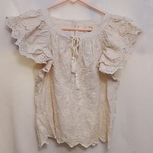 AE77 Lace Top